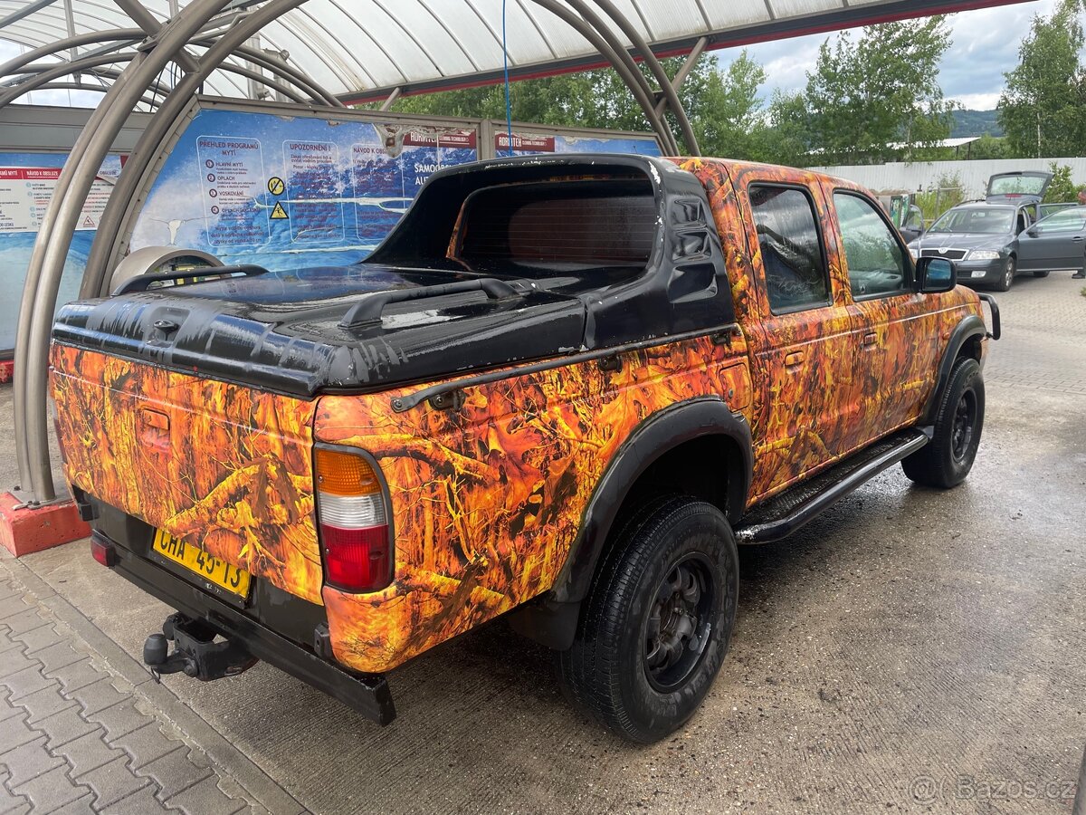 Mazda B2500