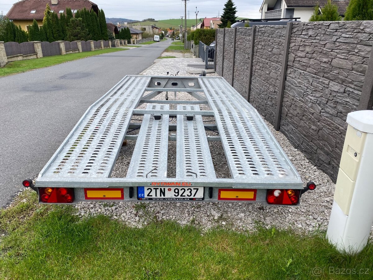 Přívěsný vozík, autopřepravník 410x200cm 2700kg