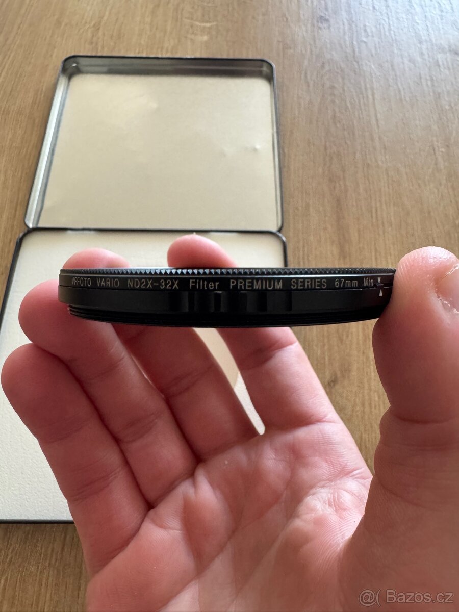 B+W ND 2x-32x variabilní filtr 67mm - 3