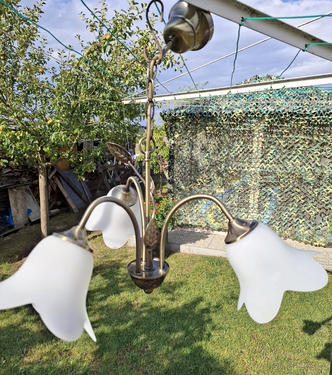 Lustr v pěkném stavu - 3