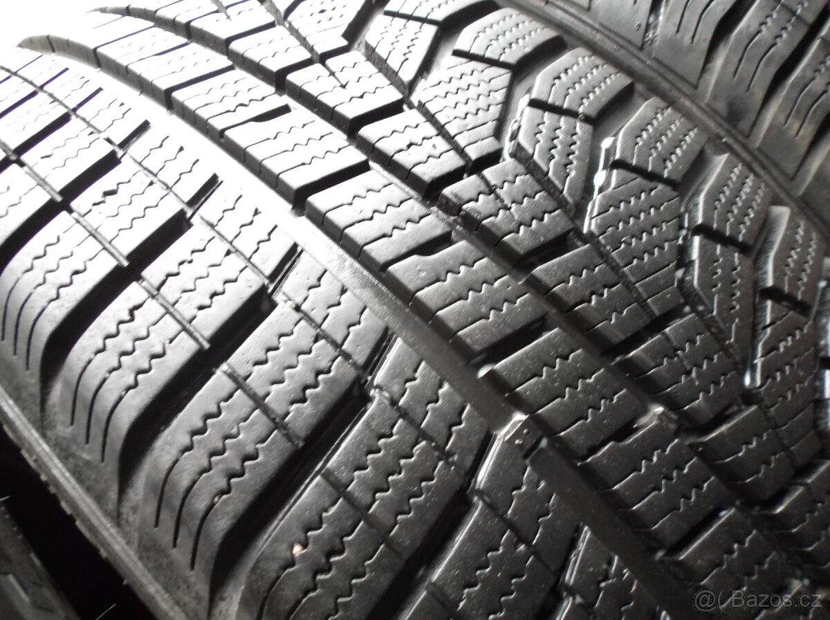 205/55/17 95V XL HANKOOK 4KS ZIMNÍ - 3