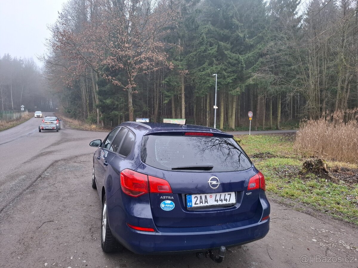 Prodám Opel Astra G, rok výroby 2010 - 3