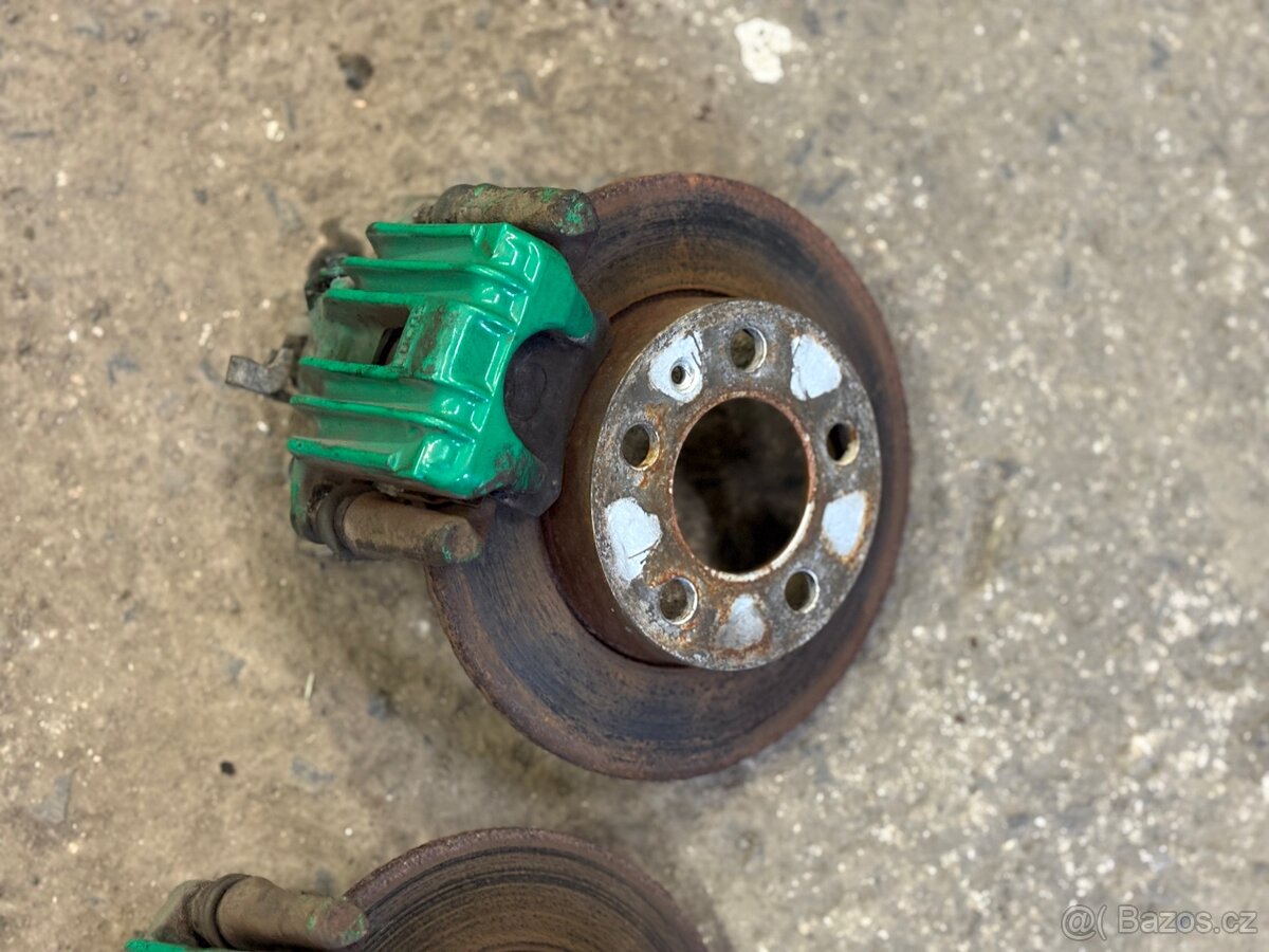 Zadní brzdy 230mm - 3