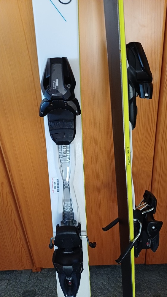 Lyže Kastle LX 85 - 3