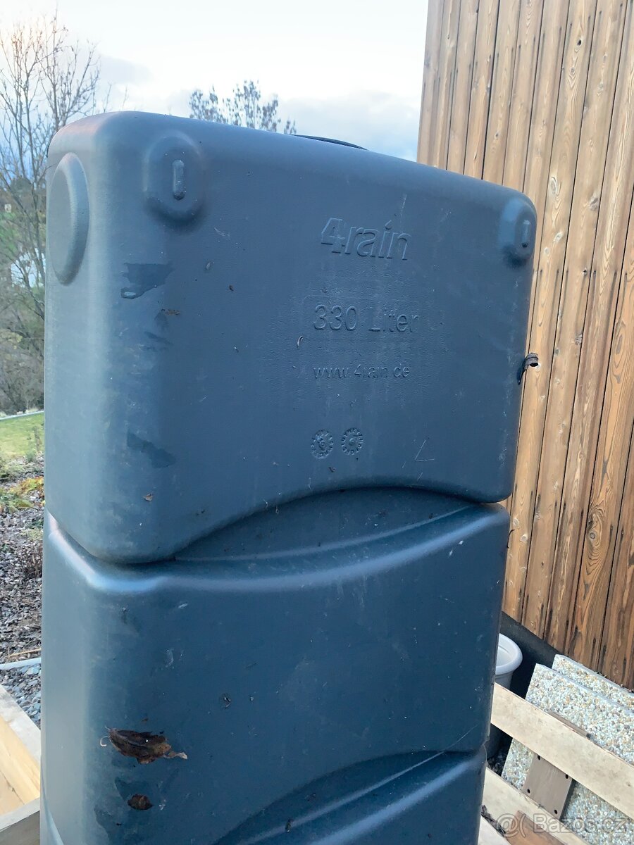 Sud na vodu 4rain Slim 300 l - 3