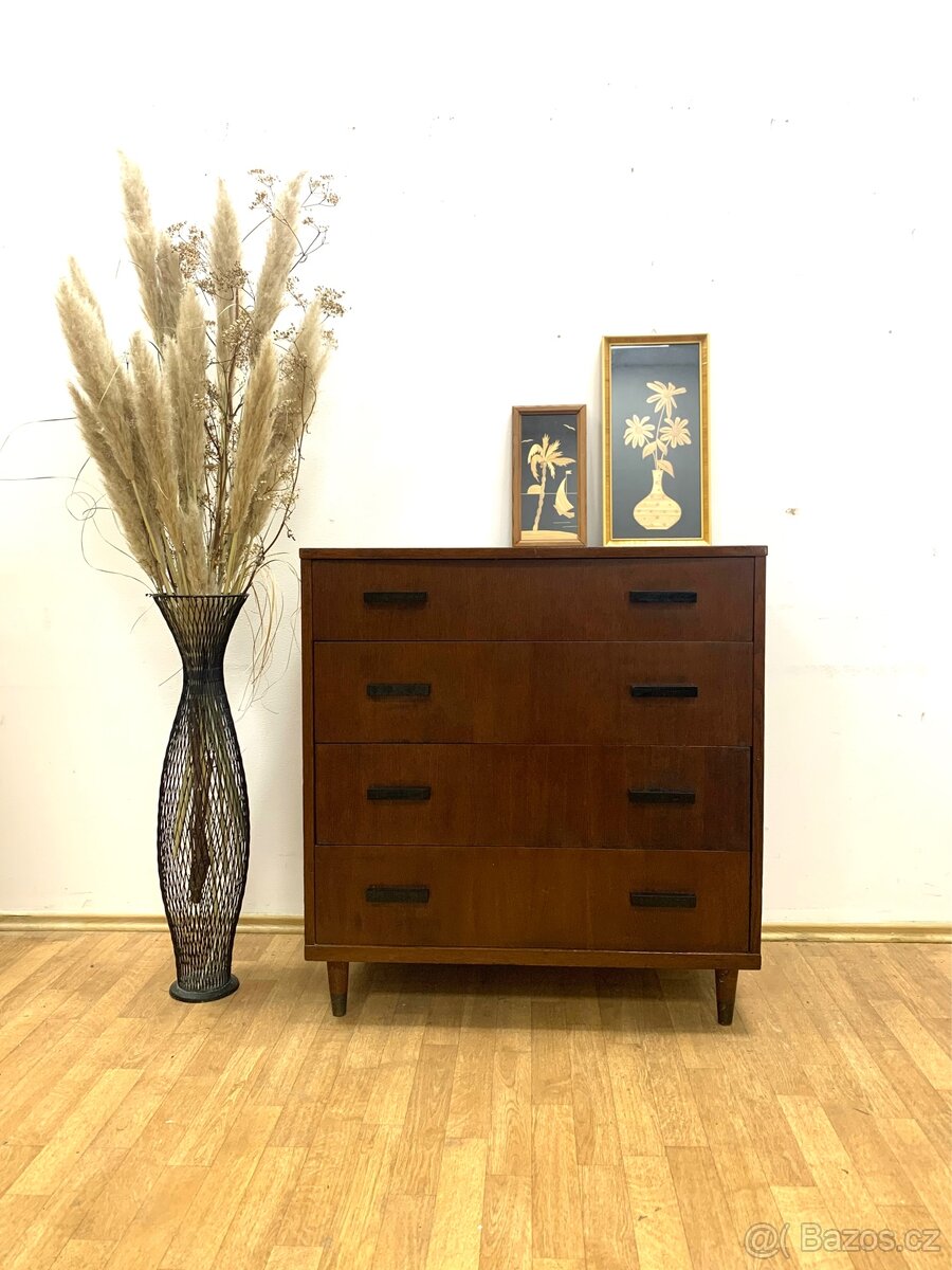 Retro komoda 60. léta - 3