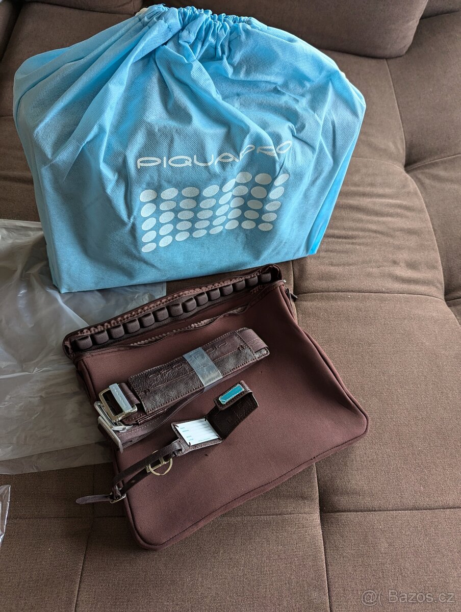 Hnědá kožená aktovka Piquardo - 3