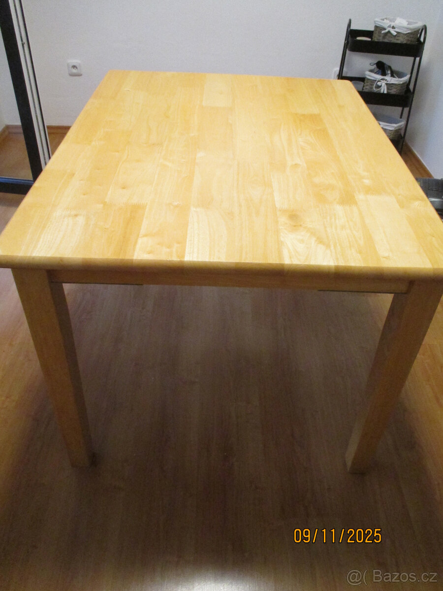 Jídelní stůl + 4 židle - 3