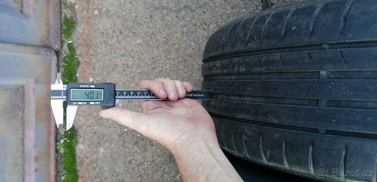 4ks letní pneu 205/55 16" Stav 40%,cena za 4ks - 3