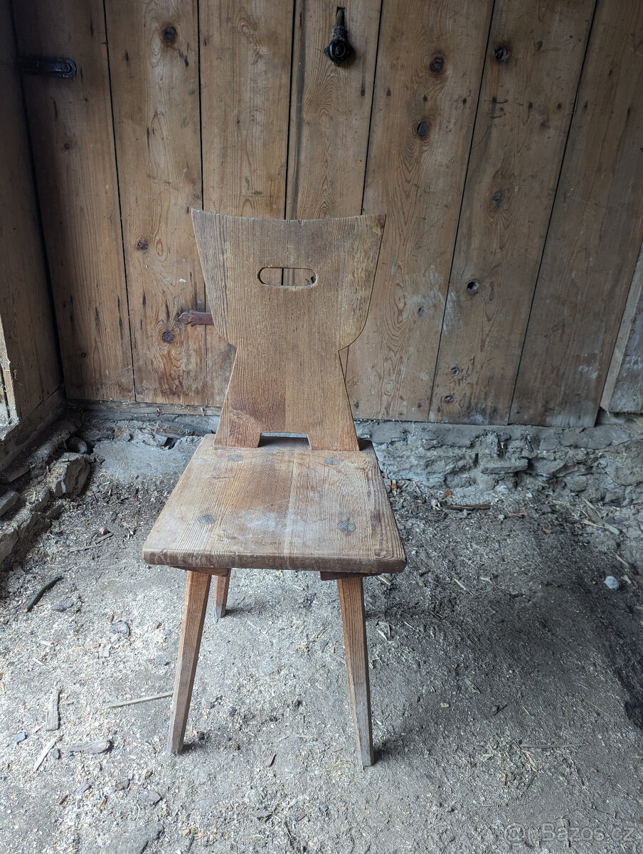 Židle z masivu, zdobené, venkovský styl - 3