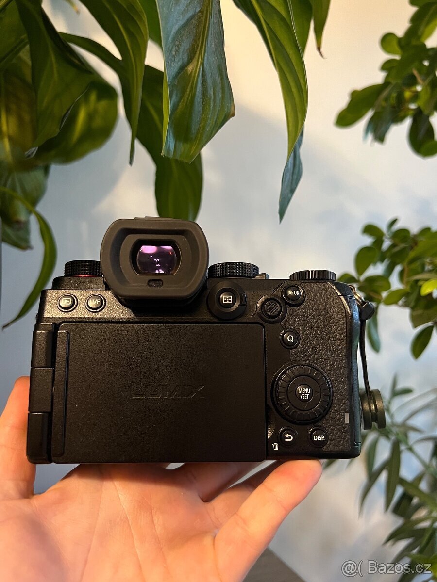 Panasonic Lumix DC-S5 - 3