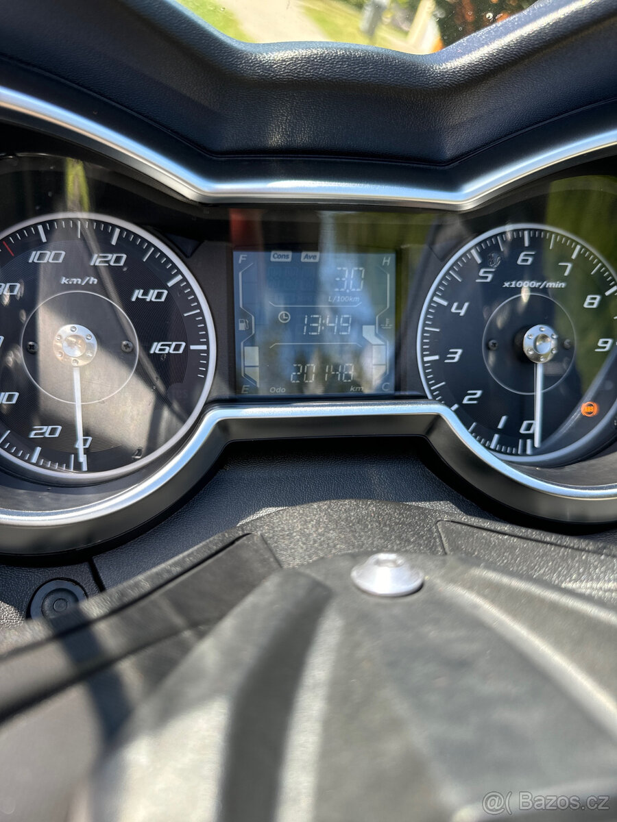 Yamaha XMax 300 Iron Max - 3