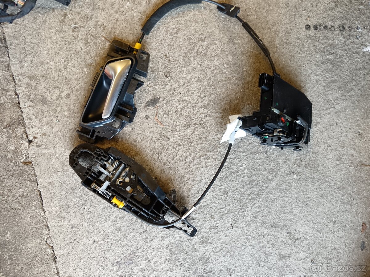 Okno Peugeot 308 sw t9 - 3