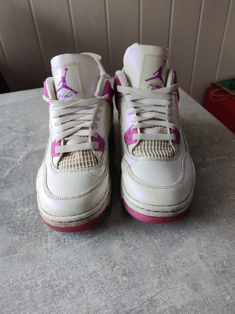 AIR JORDAN velikost 37.5 - 3