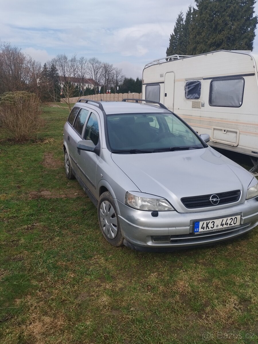 Opel Astra komby - 3