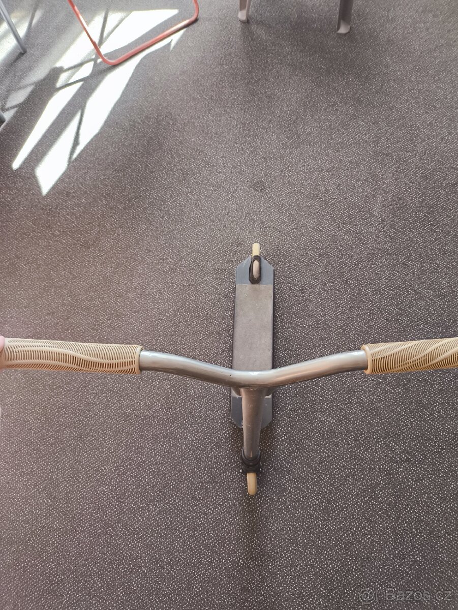 Koloběžka Oxelo MF540 - 3