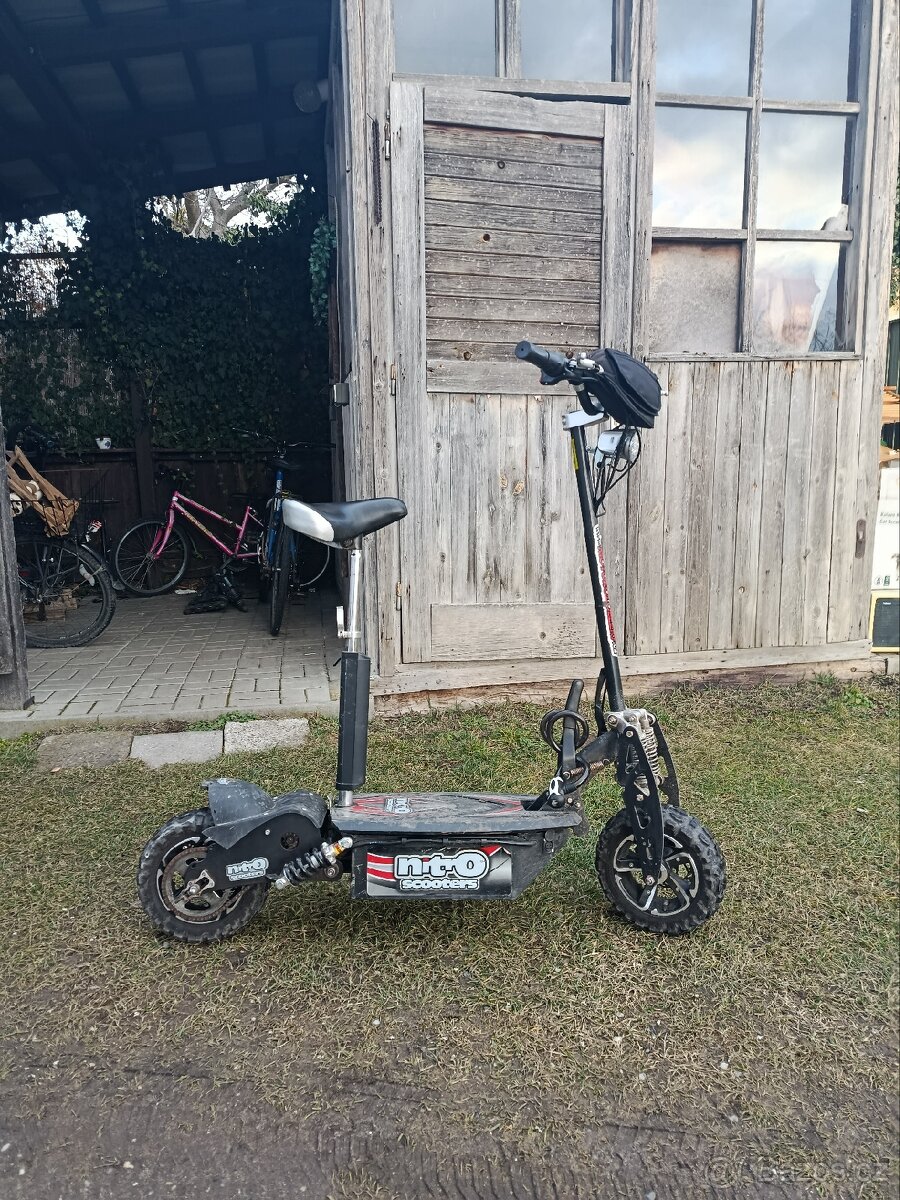 Elektrokoloběžka Nitro Scooters Cruiser 1900 - 3