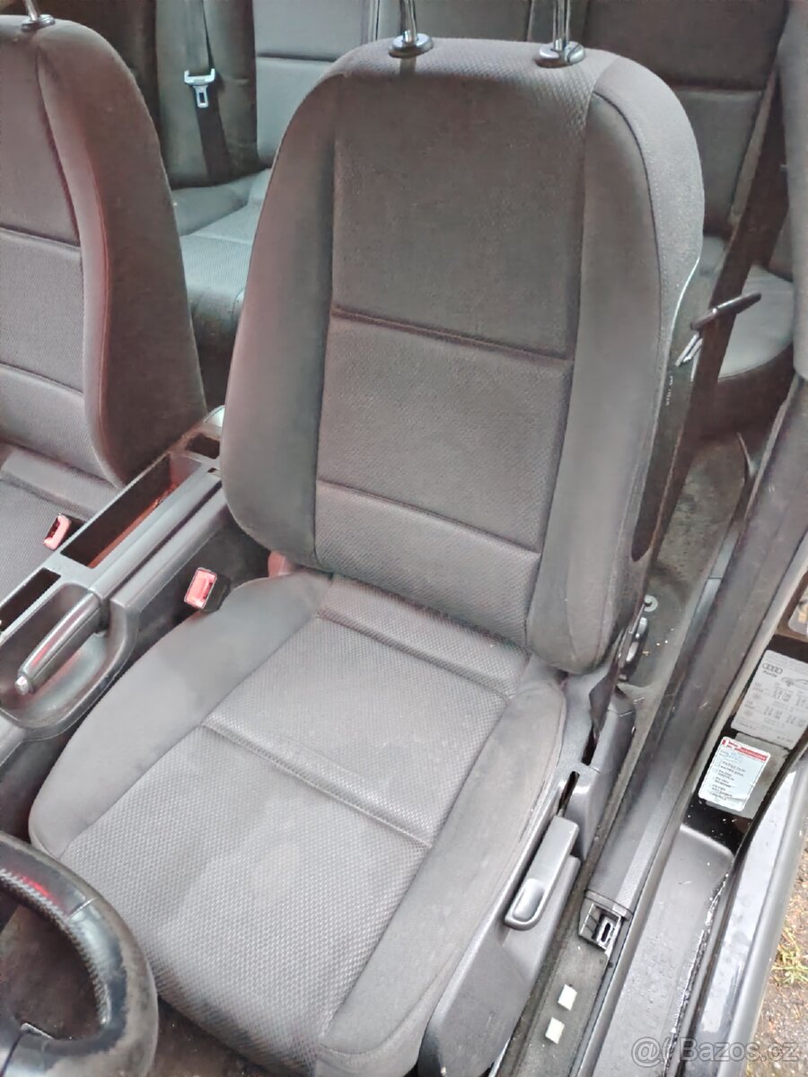 Sedačky audi a4 b6 - 3