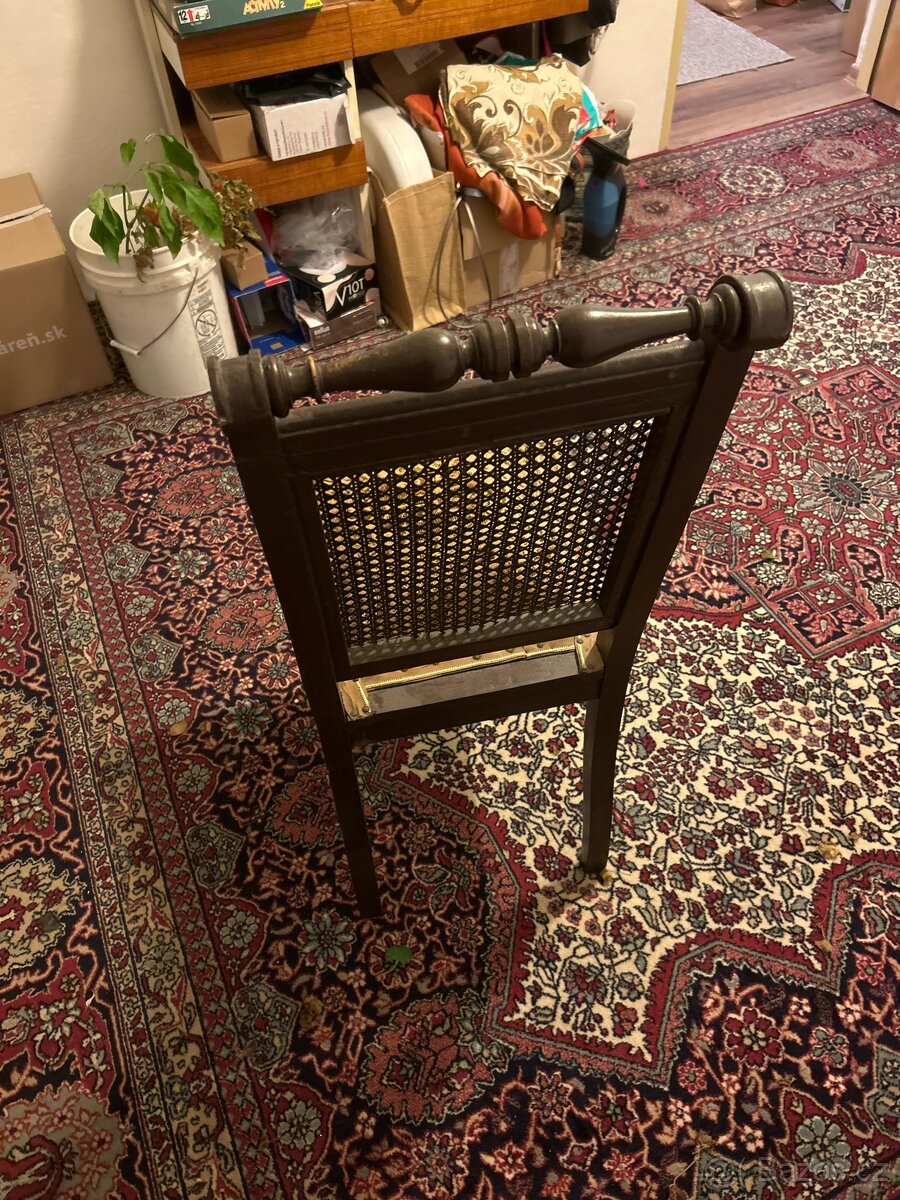Starožitná židle - 3