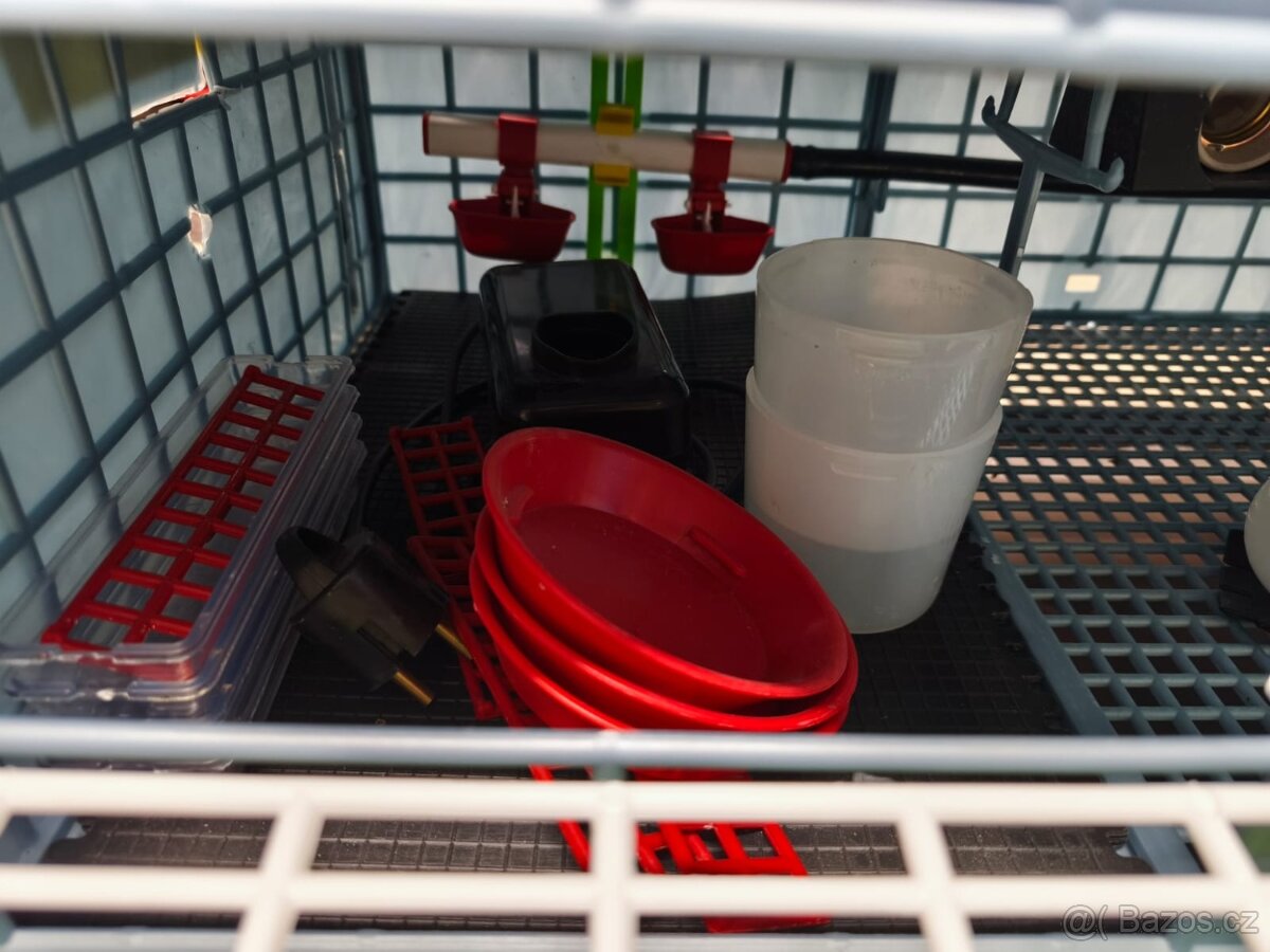 Komplet: automatická líheň na vejce a odchovna - 3