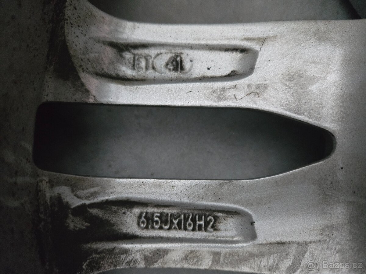 Neoriginální ALU kola Seat 6,5Jx16; 5x112, ET:41 +zimní pneu - 3