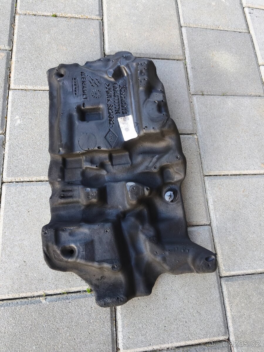 Kryt motoru Renault Trafic - 3