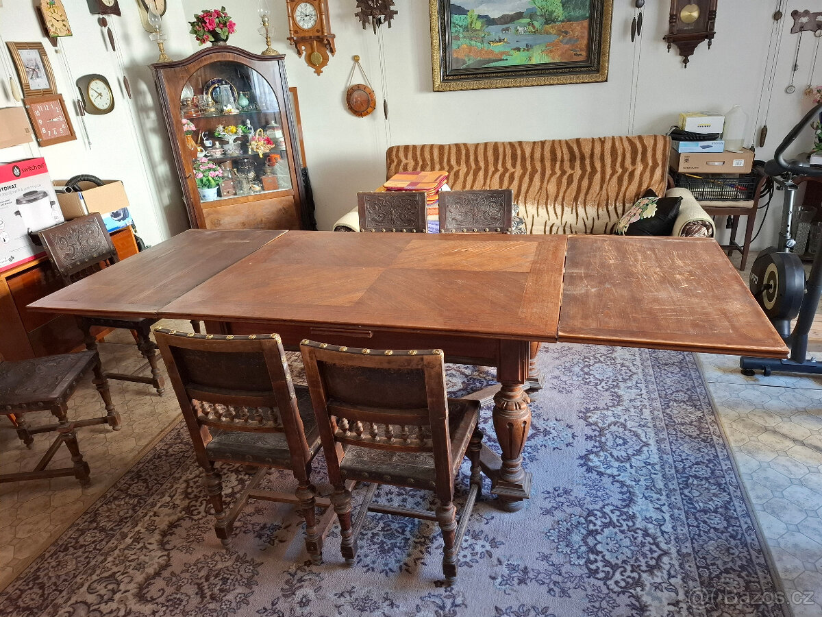 Stůl a židle - 3