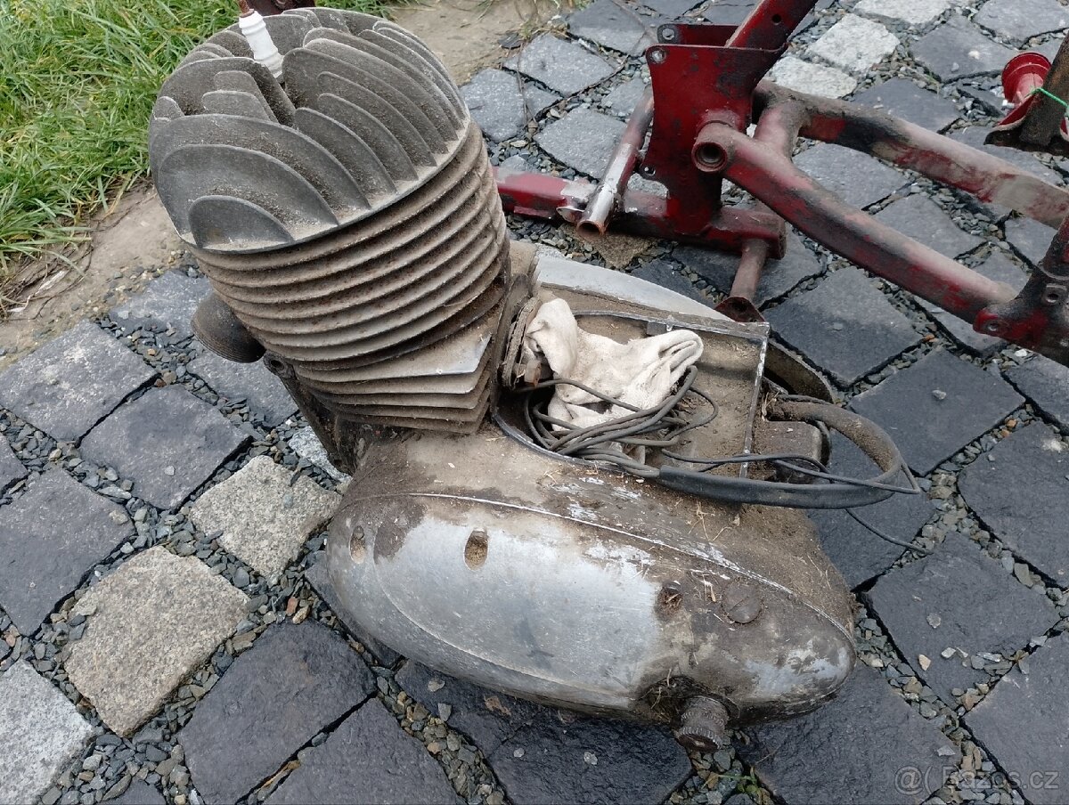 ČZ 175 dvouvyfuk - 3