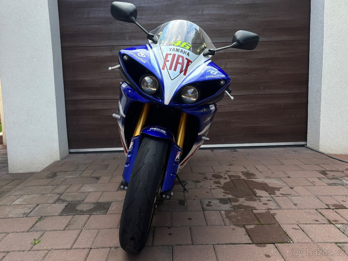 Yamaha YZF-R1 - 3