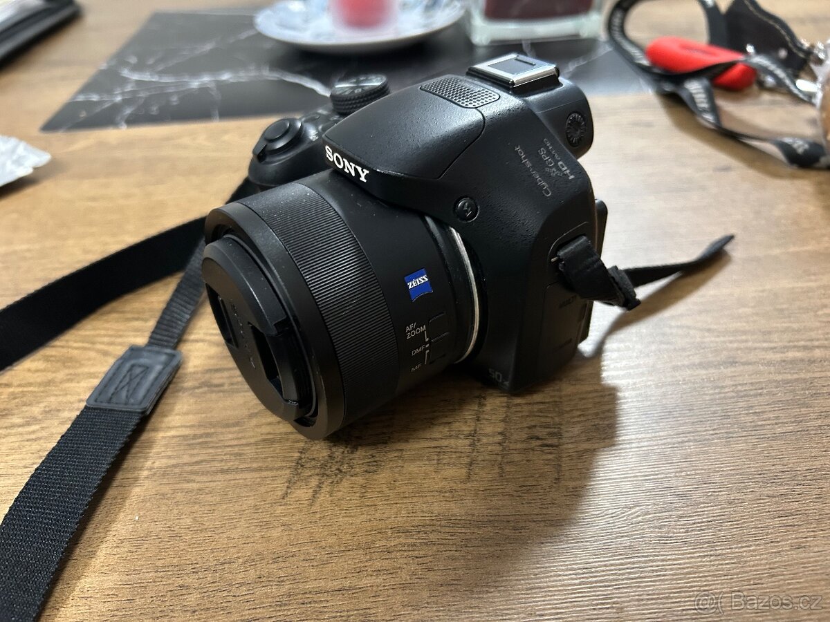 SONY CyberShot DSC-HX400V - 3