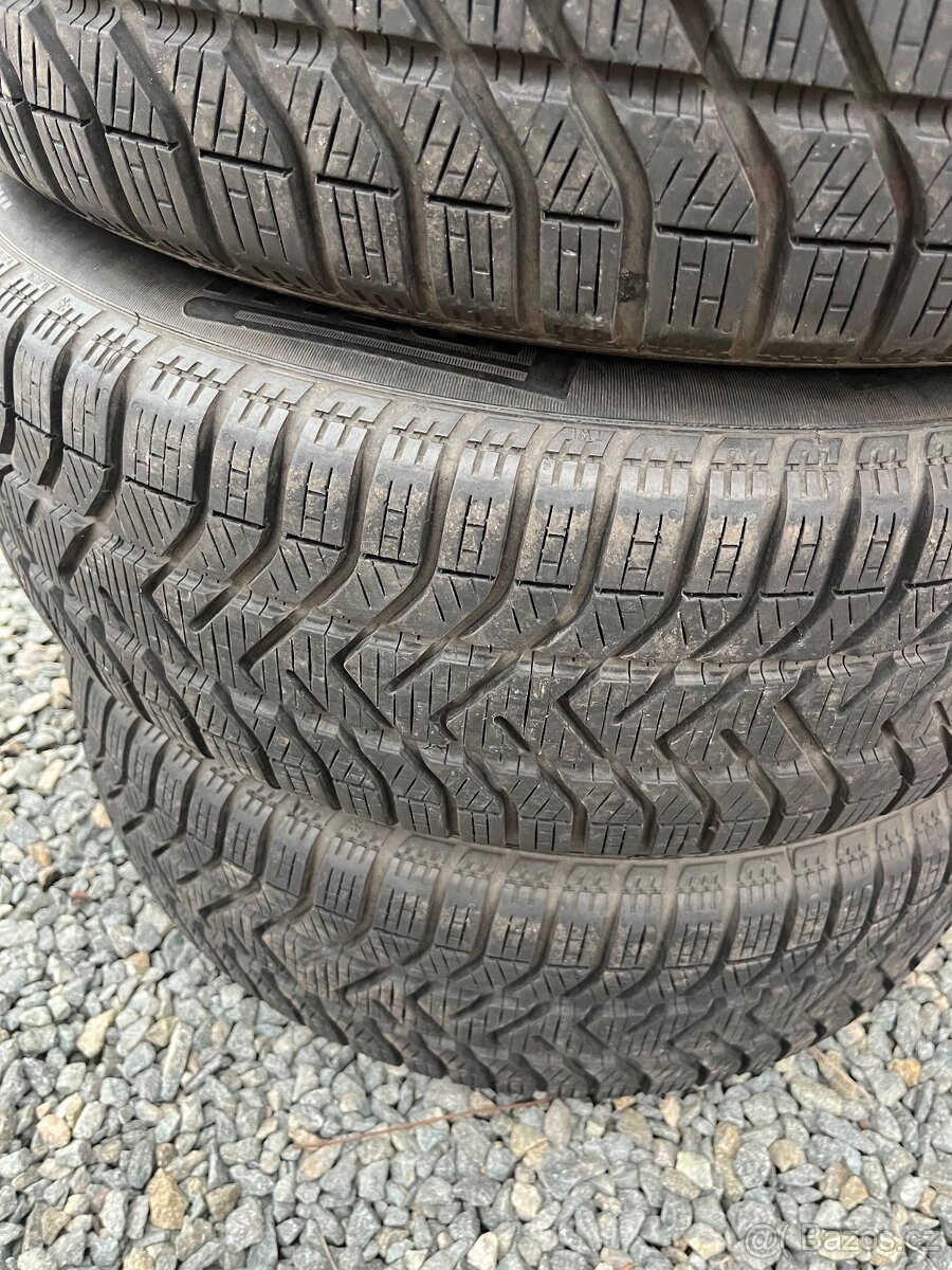 185/60R15 - 3