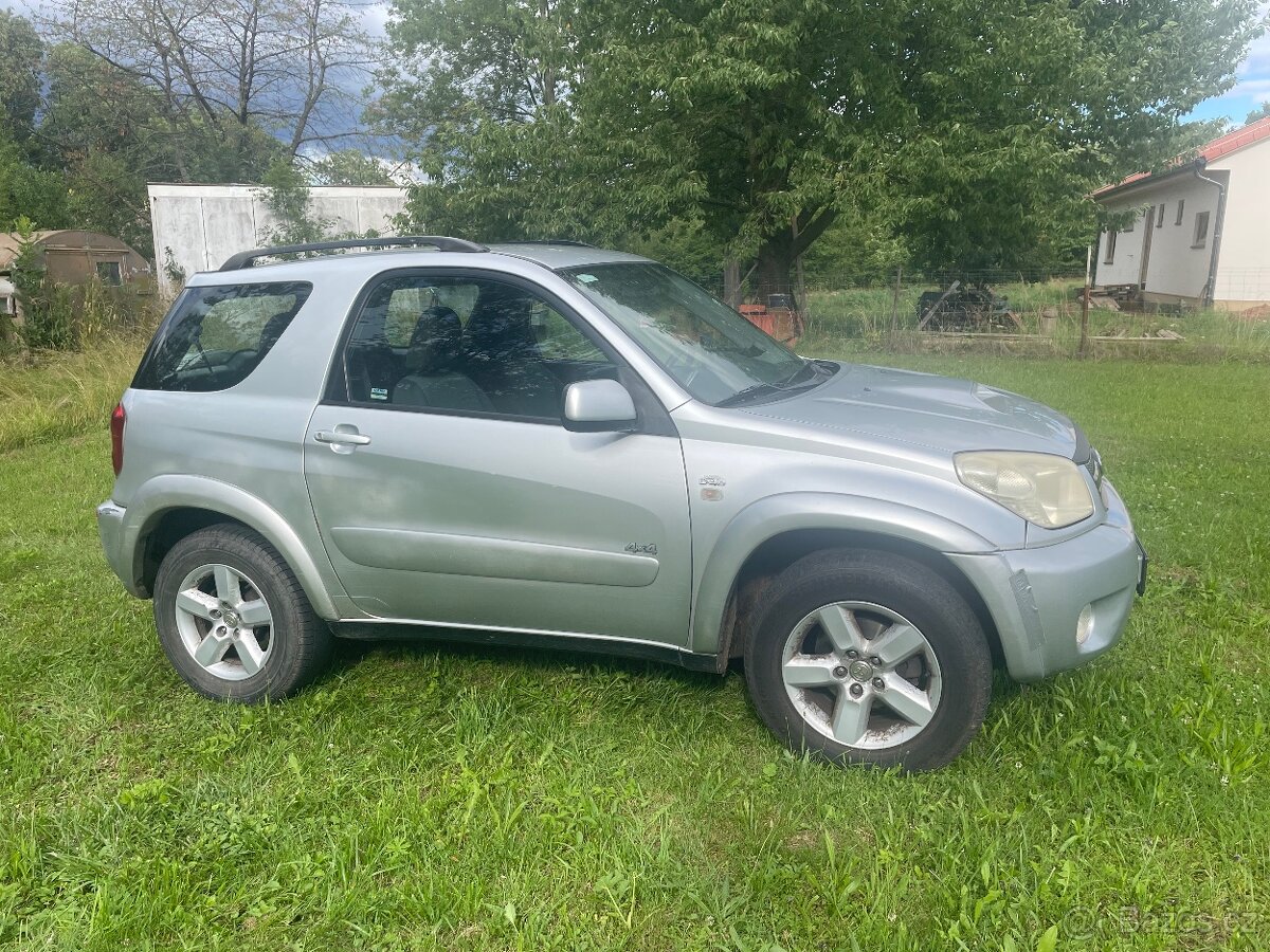 Toyota RAV 4, SUV - 3