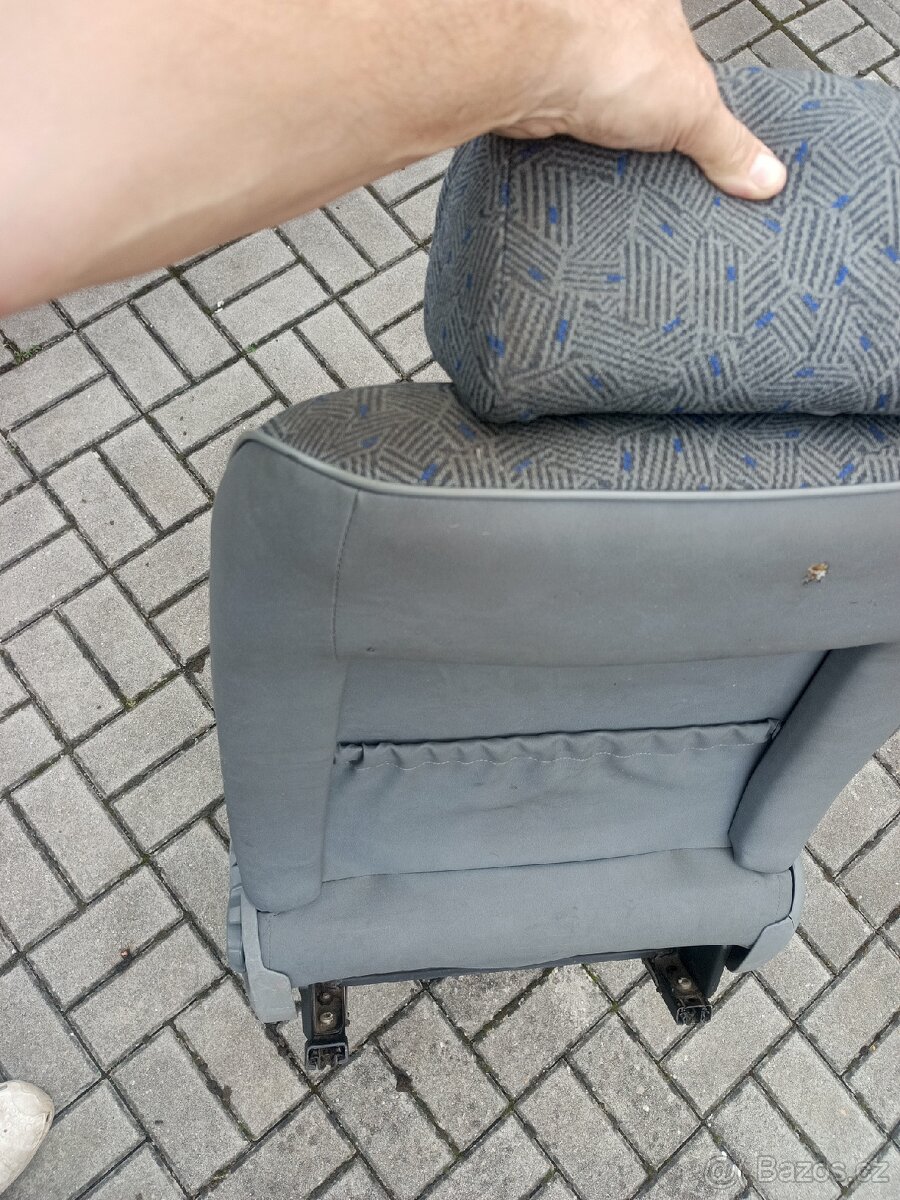Prodám sedadla viz foto - 3