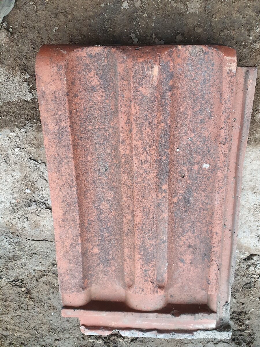 Prodám střešní tašky - 3