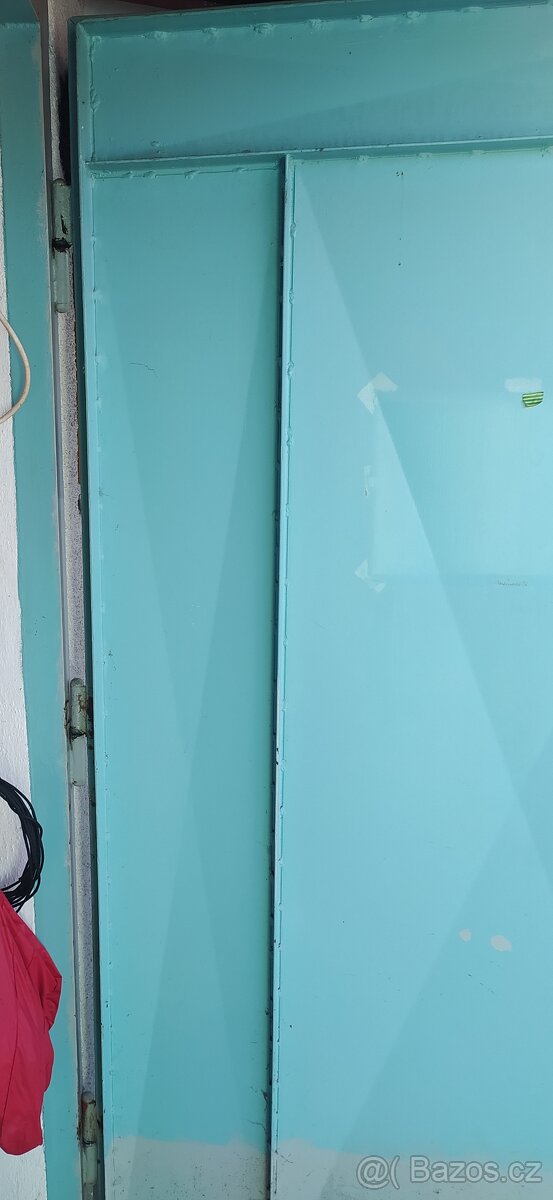 Vrata kovová garážová - 3