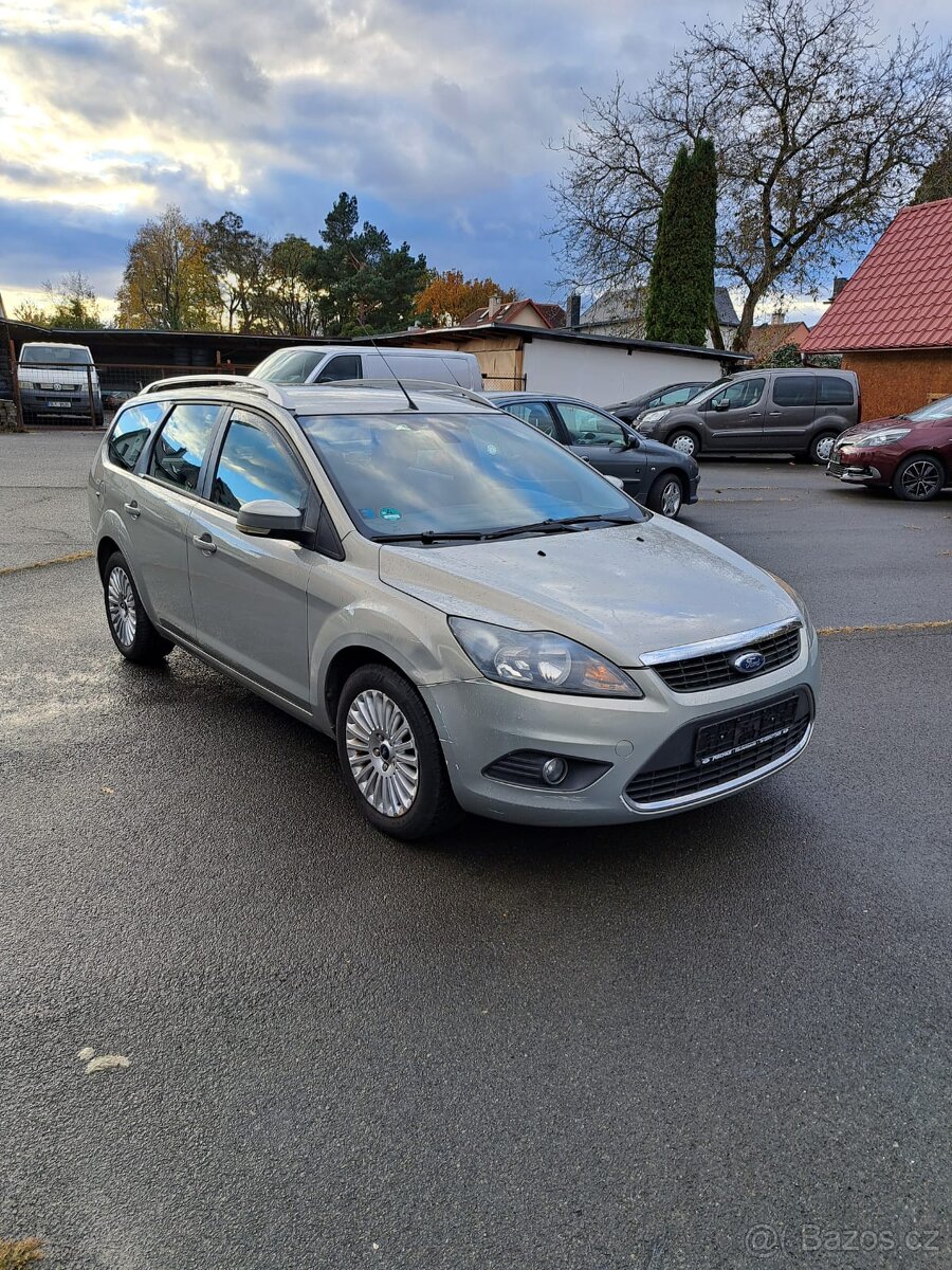 Ford Focus 1.6 benzín 74kW - 3