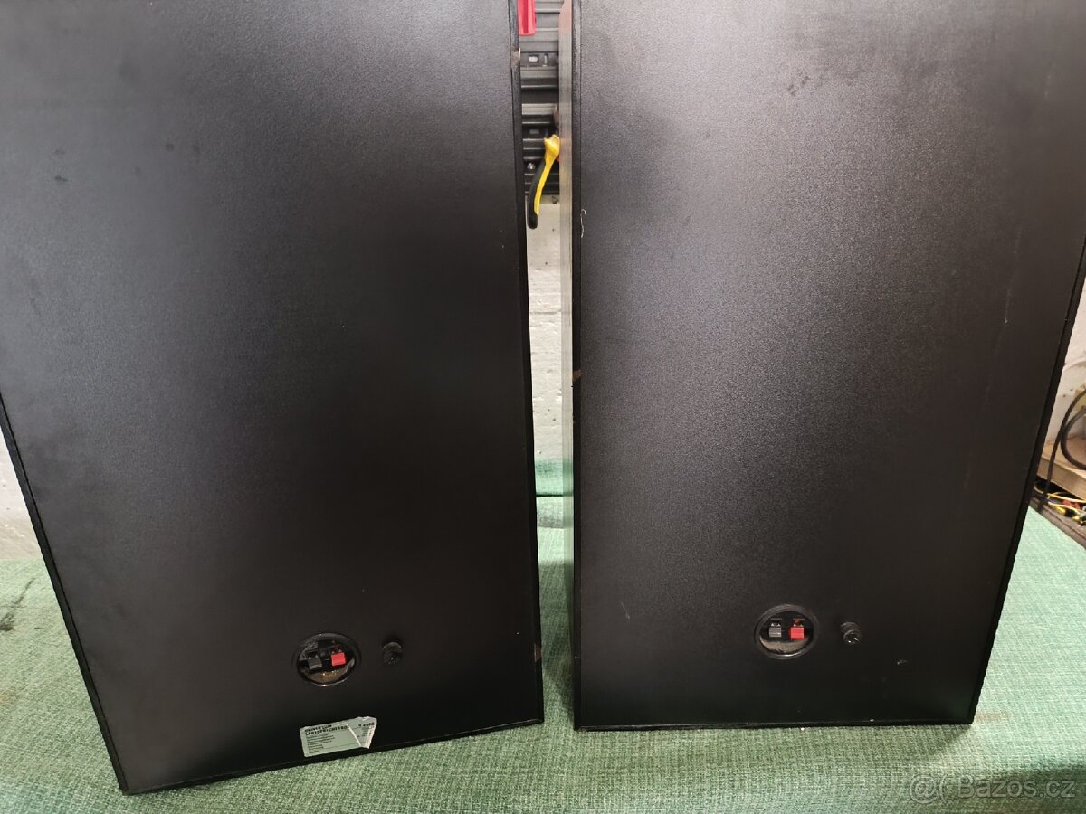 Obří repra Universum Q3500 - 3