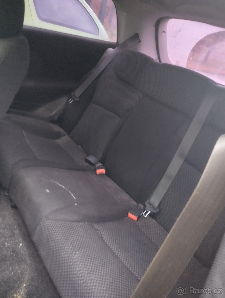 Fiat Stilo 1.9jtdi,110kw,t třídveřové - 3