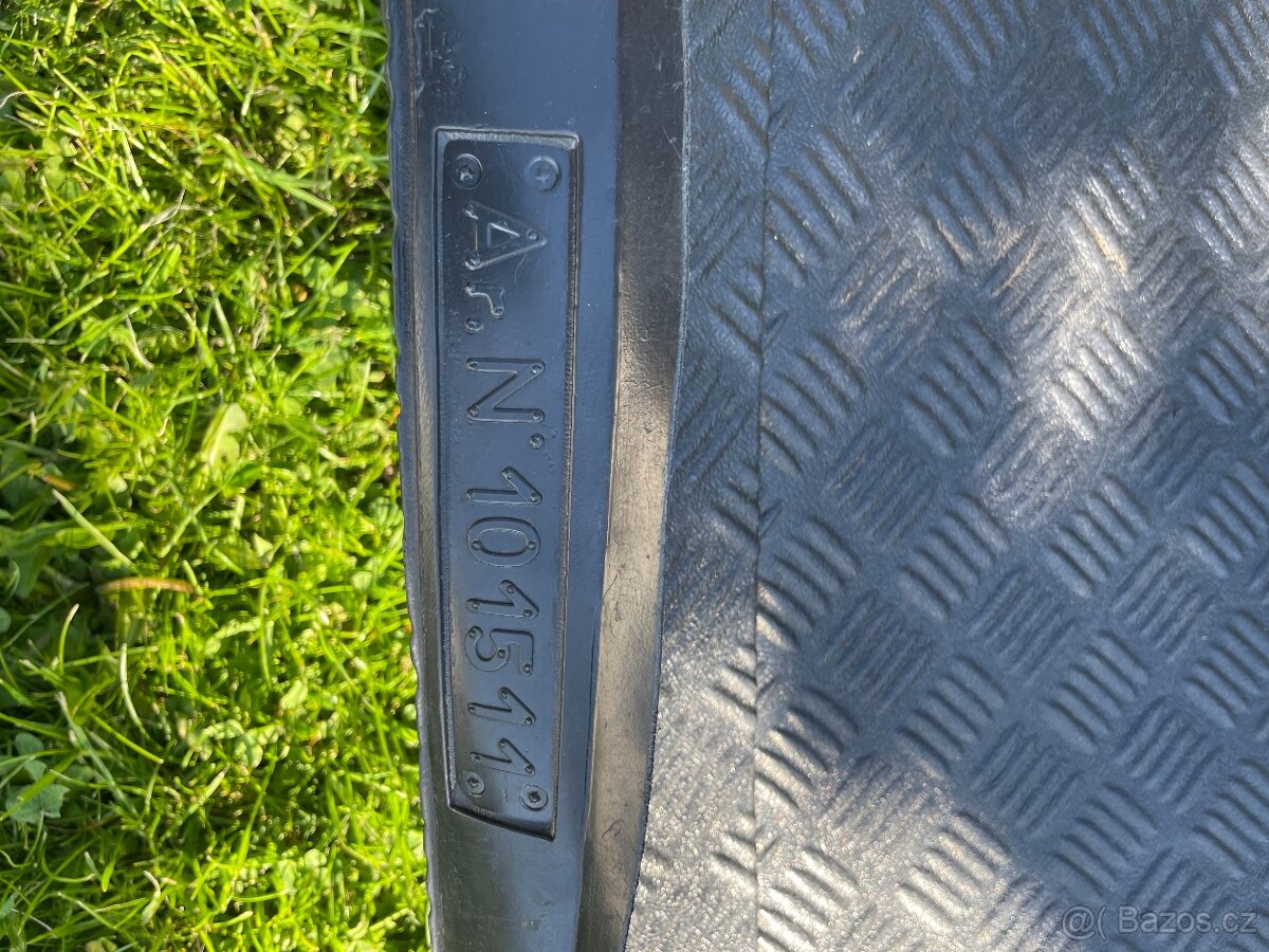 Vana do kufru Skoda Octavia II - 3