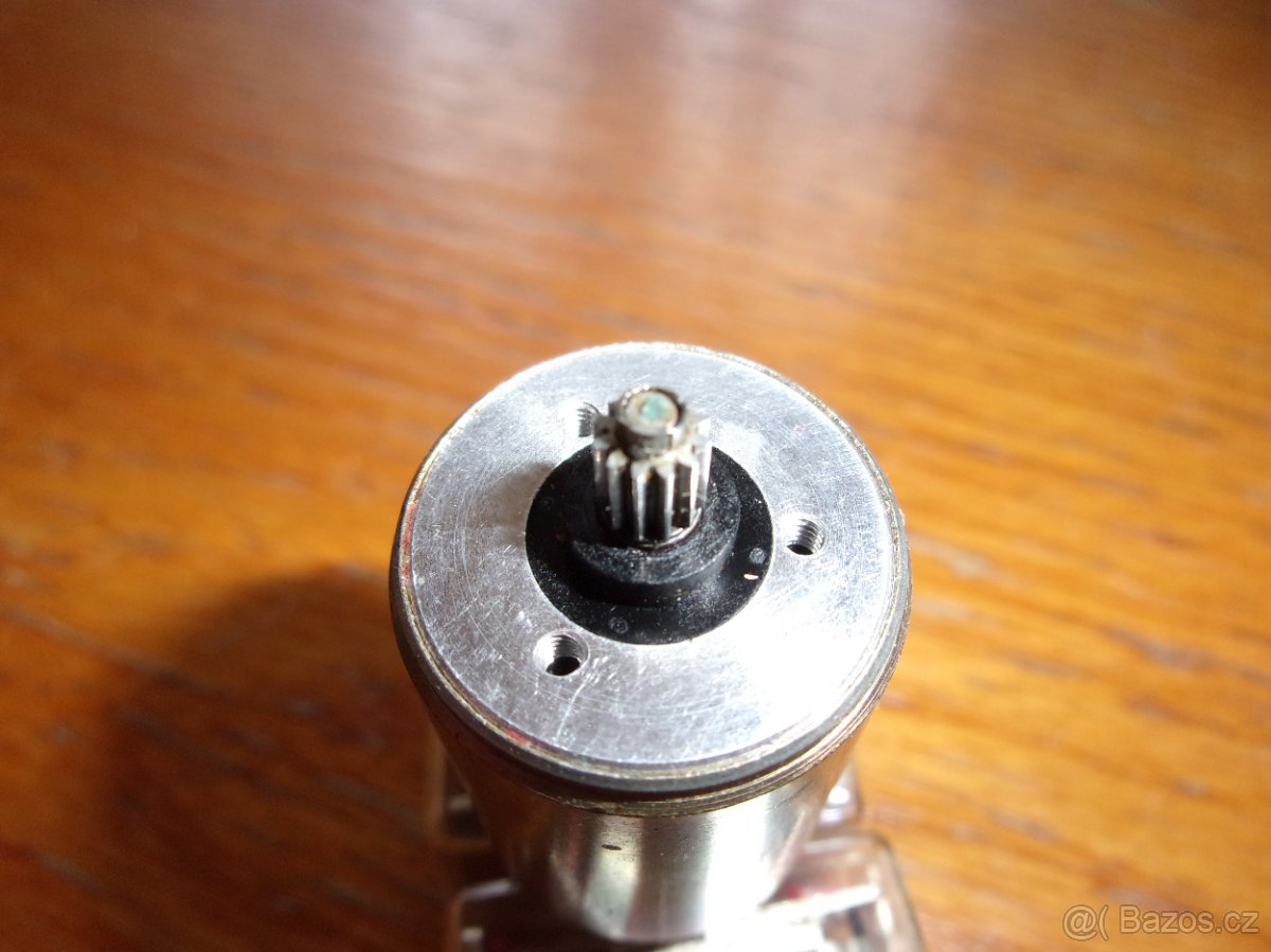 Prodám motorek 12V DC - 3