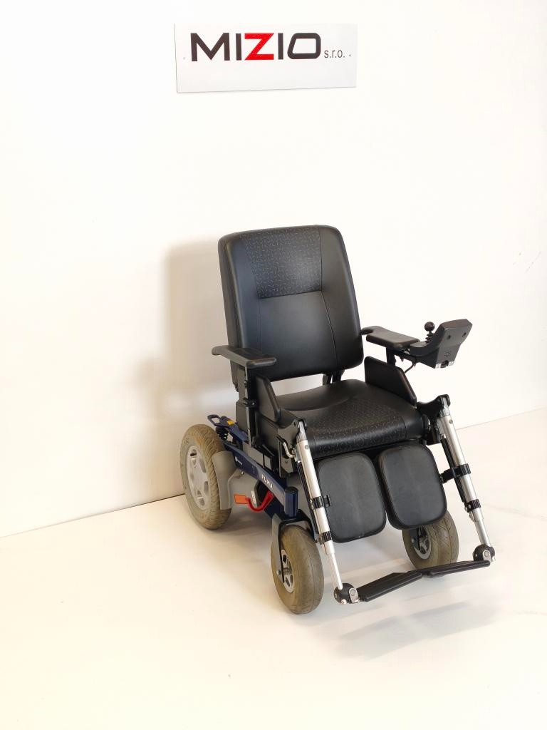 Invalidní vozík pro seniory Puma Yes - 3