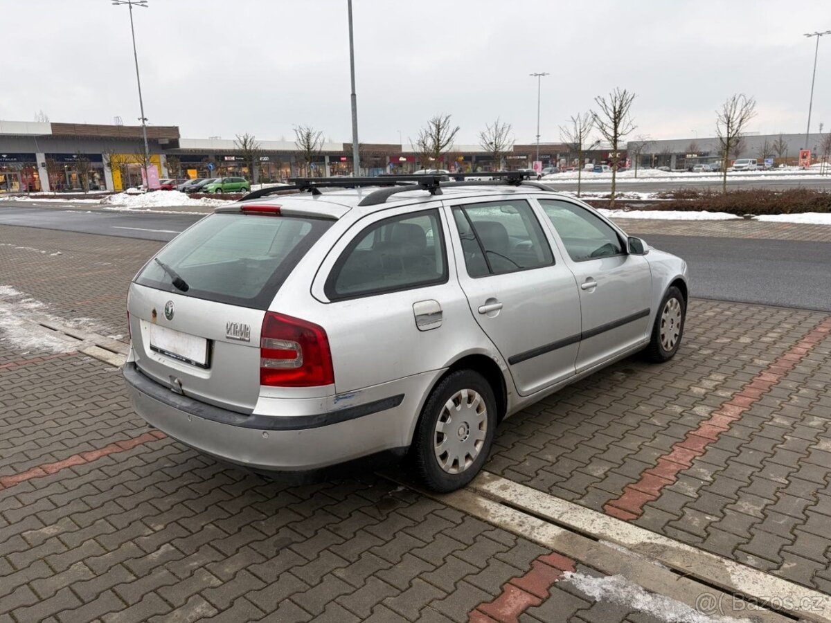 Škoda Octavia II 2.0 TDi 6 rychlostí - 3