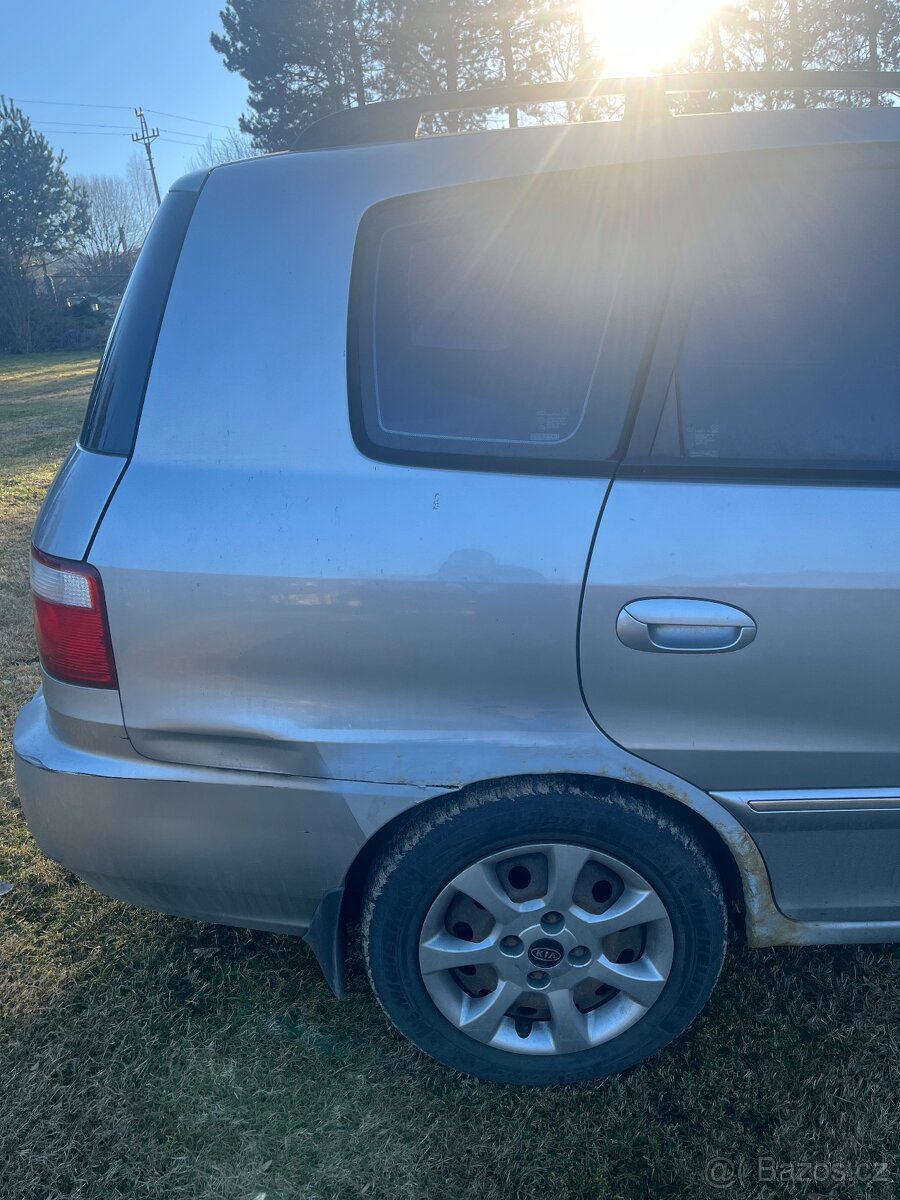 Kia Carens 2.0 CRDI r. 2005 - 3