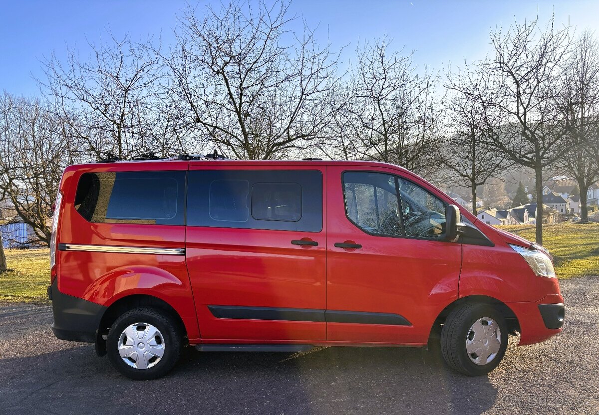 Ford Transit Custom, r.v. 2015, 8 míst k sezení. - 3