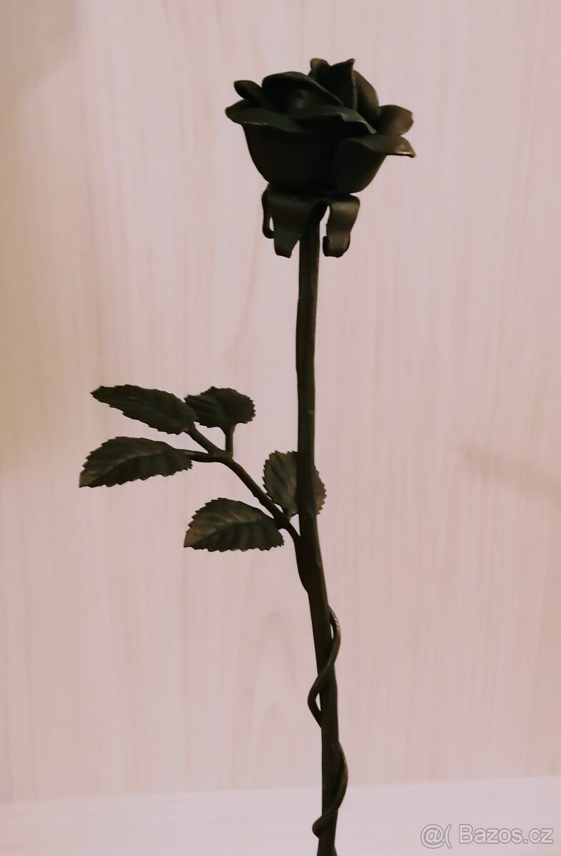Kovaná růže k Valentýnu - 3