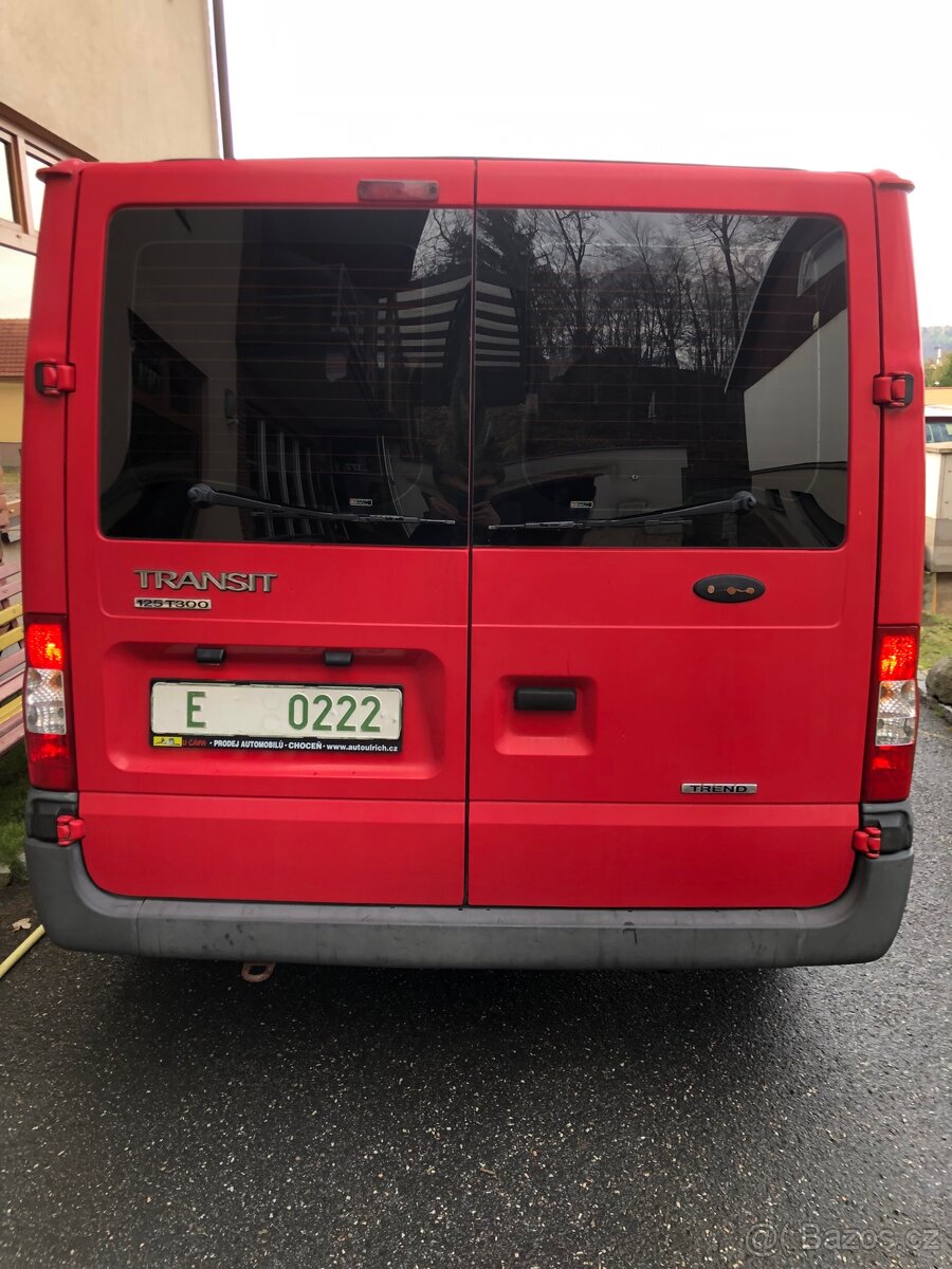 FORD Transit Bus 9 míst , 300S , 2,2 CRDI , 92 kw. - 3