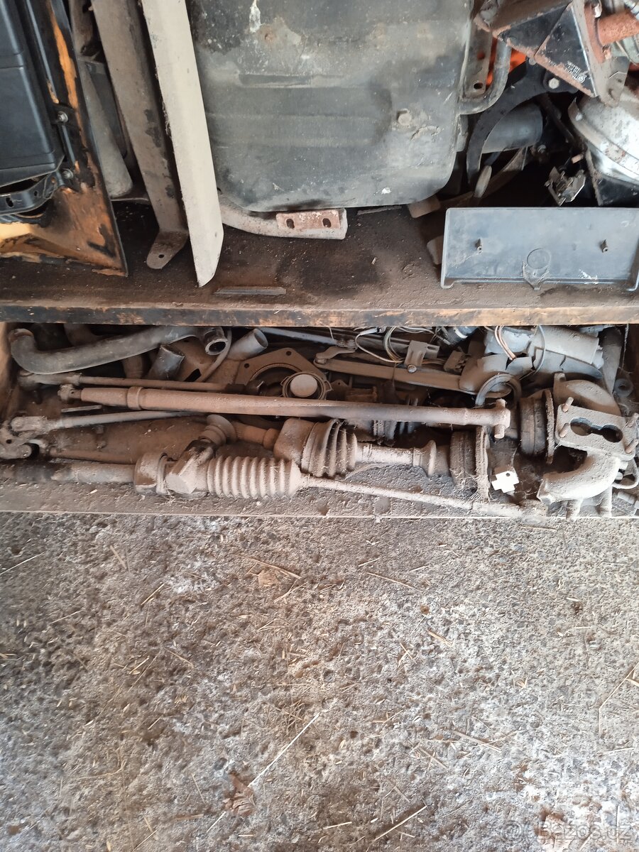 Náhradní díly - 3