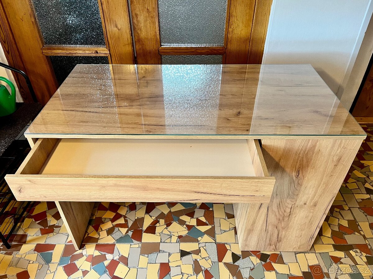 Kancelářský stůl - 3