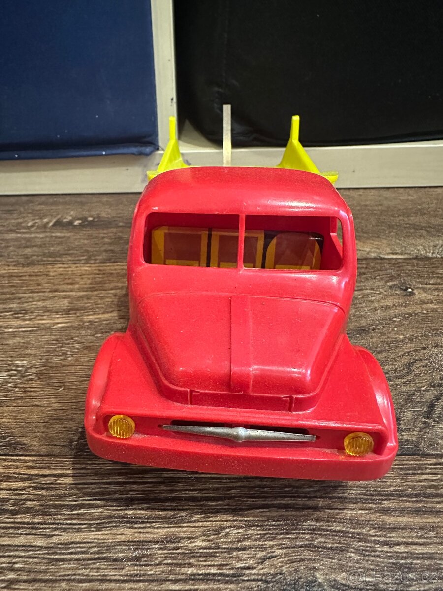 ITES NÁKLADNÍ AUTO PRAGA - 3