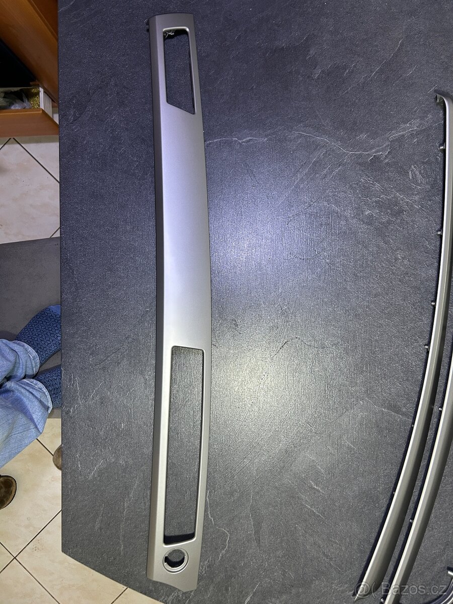 Interier dekor lišty pro BMW e90, e91 TOP STAV - 3